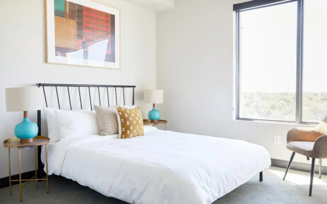 3 Bedrooms Apartment