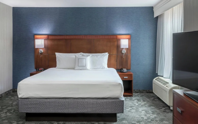 1 Bedroom Suite