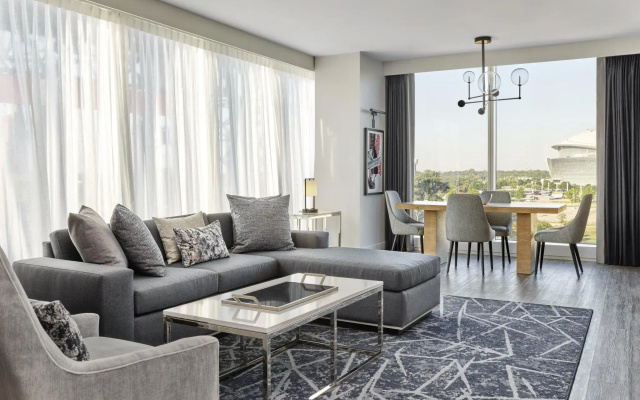 Premium Suite