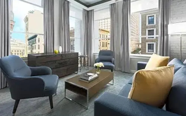 Junior Suite