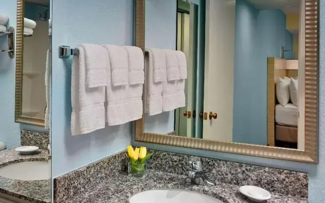 Double Suite