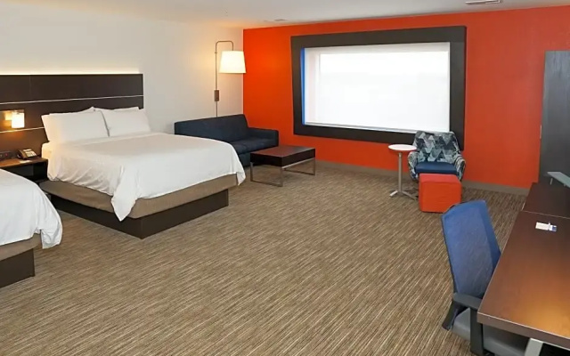 Quadruple Suite