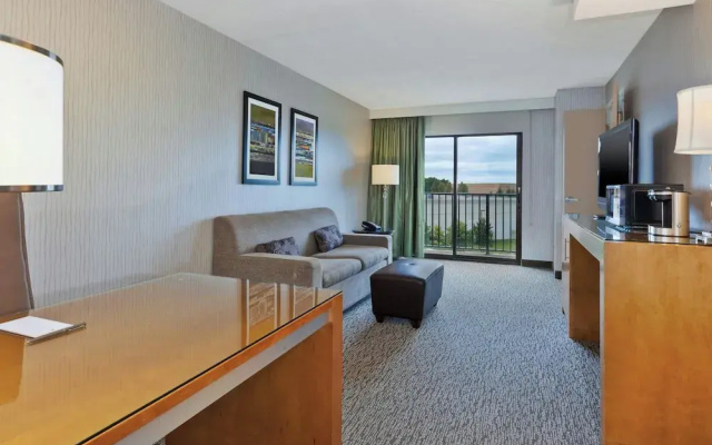 1 Bedroom Suite with balcony