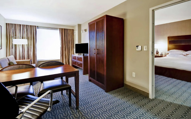 Deluxe Double Suite