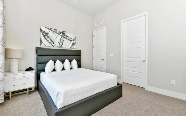 4 Bedrooms Luxury Duplex room
