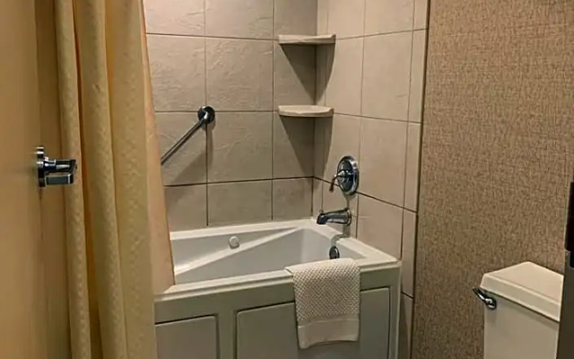 Standard Double room with land view