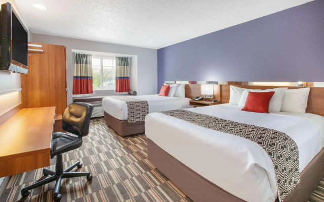Quadruple room