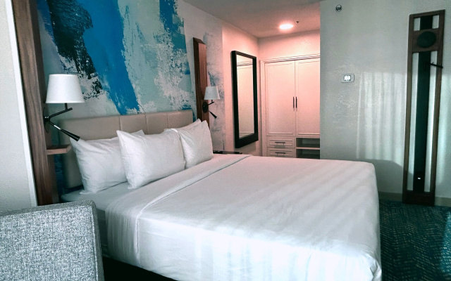 1 Bedroom Double Suite with city view