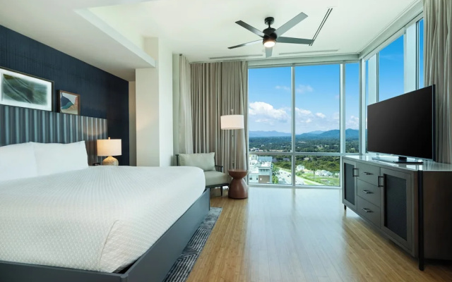 2 Bedrooms Suite with balcony