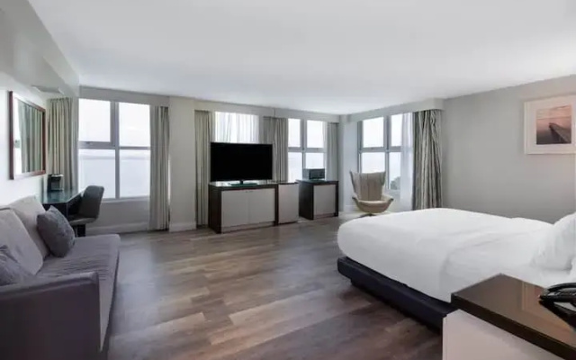 Double Studio Suite with lake view