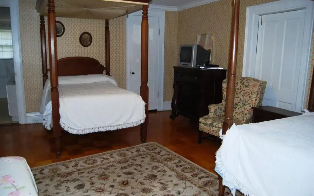 Deluxe Sextuple room