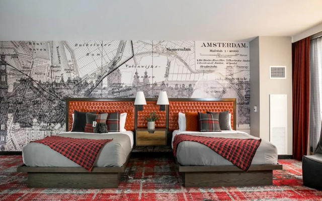 Deluxe Quadruple room