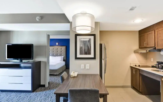 1 Bedroom Premium Double Suite