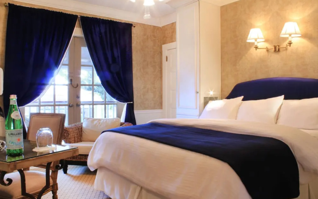 Premium room with balcony