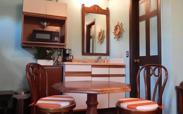 Standard Quadruple Family room