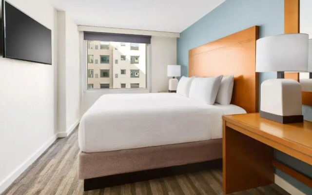 2 Bedrooms Suite