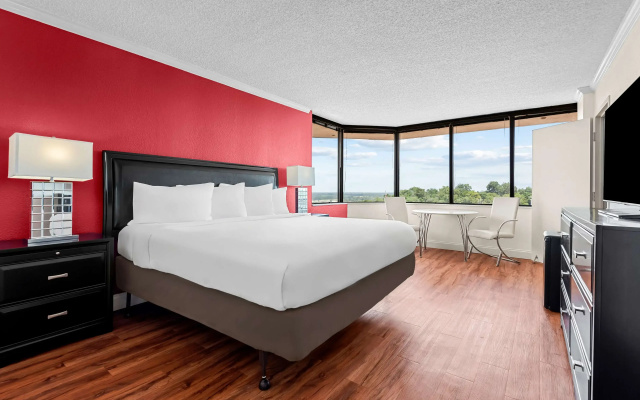 2 Bedrooms Quadruple Suite