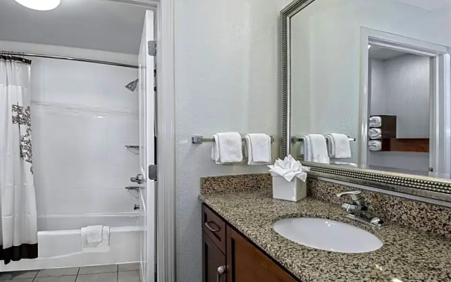 2 Bedrooms Quadruple Suite
