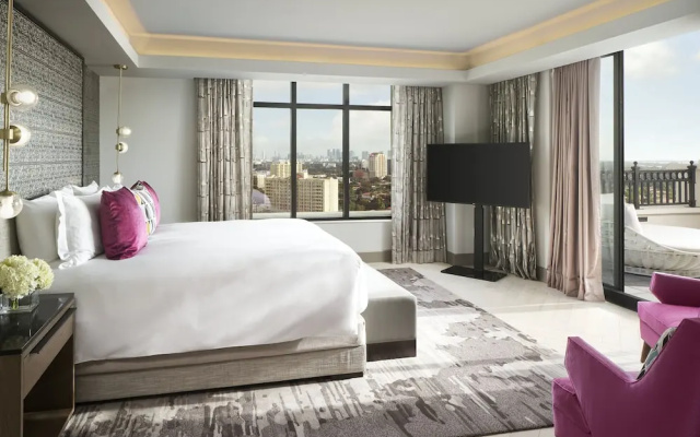 Presidential Suite with balcony