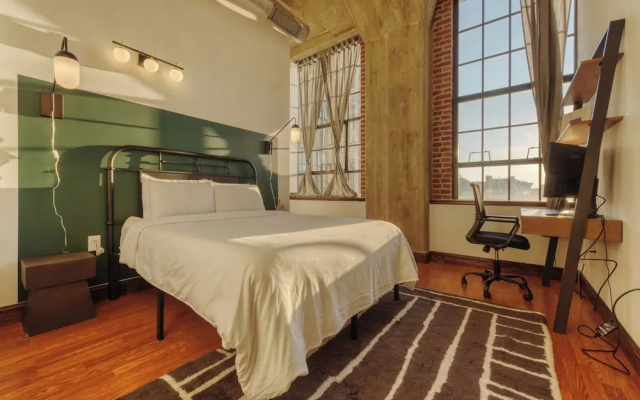 3 Bedrooms Apartment with balcony