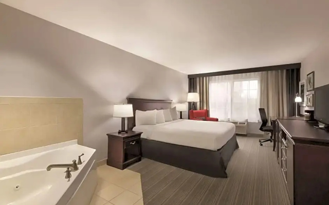 Triple Suite