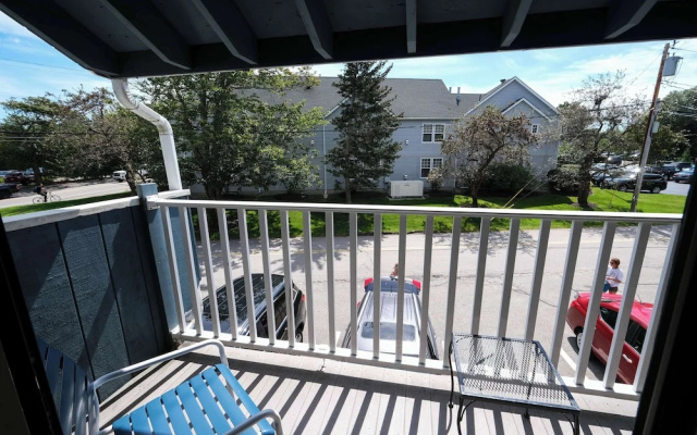 Quadruple Duplex Apartment