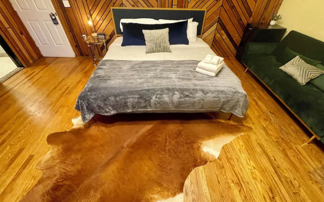 Premier room