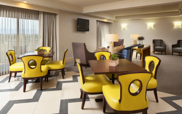 1 Bedroom Presidential Double Club Suite