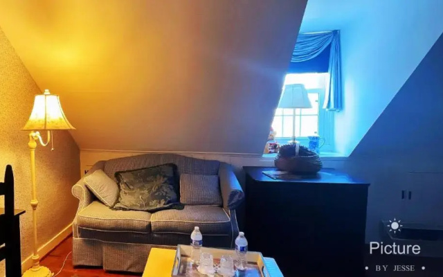 1 Bedroom Suite