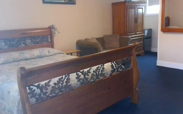 Standard Double room with garden view