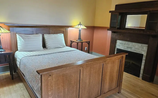 Premium Double room with balcony and with lake view