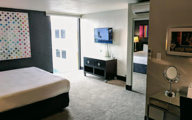 Double Junior Suite with pool view