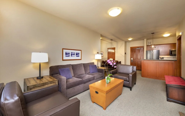2 Bedrooms Standard room with balcony and with mountain view
