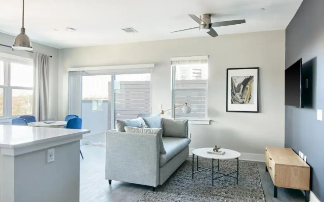 Apartment with balcony