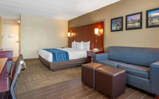 Suite with balcony