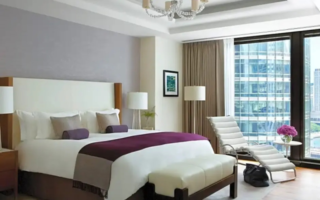1 Bedroom Double Club Suite