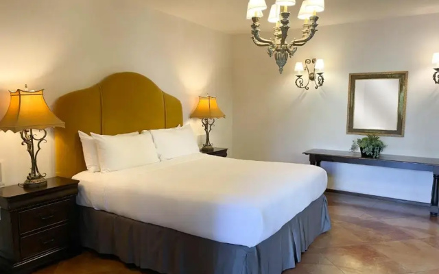 Grand room