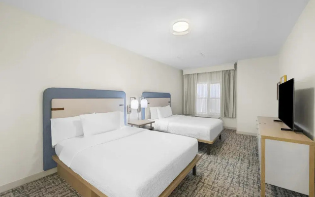 2 Bedrooms Sextuple Suite