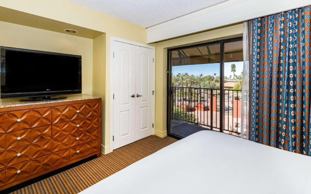 1 Bedroom Mobility/Hearing Access Double Suite