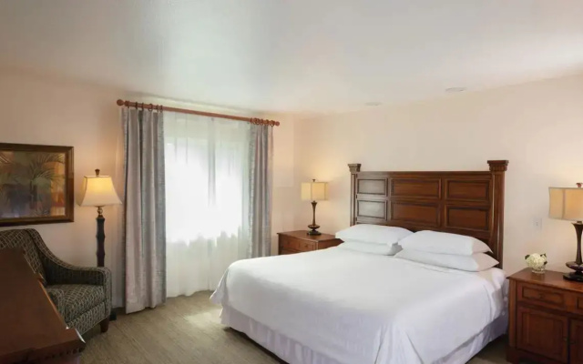 2 Bedrooms Townhouse