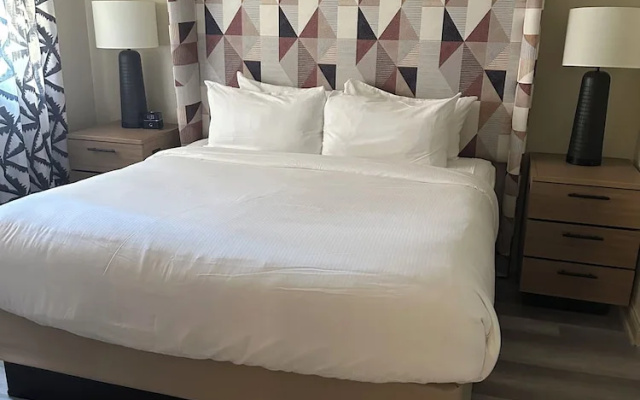 Deluxe Double Suite