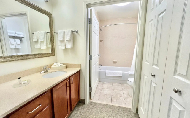 1 Bedroom Double Suite