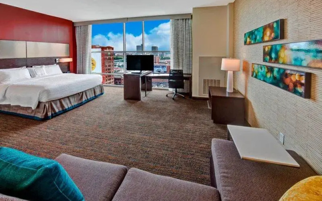 2 Bedrooms Suite