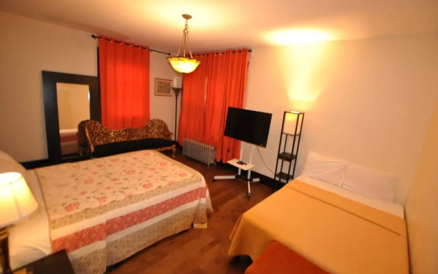 Standard Family room