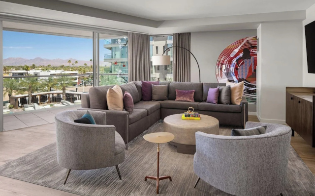1 Bedroom Suite with balcony