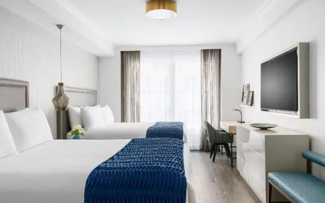 Superior Quadruple room