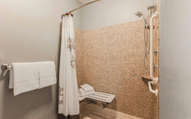 2 Bedrooms Suite