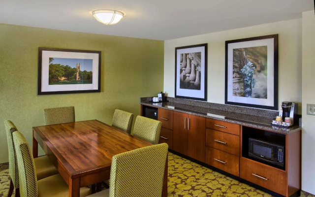 Double Suite