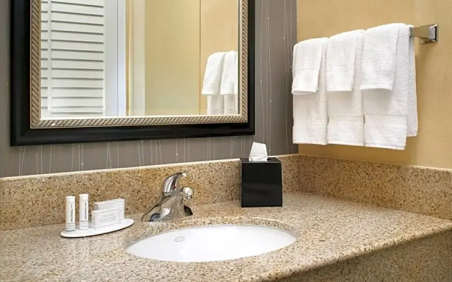 2 Bedrooms Quadruple Suite with balcony