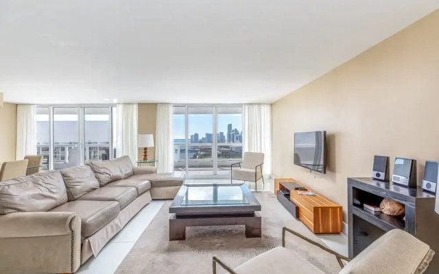 Deluxe Apartment